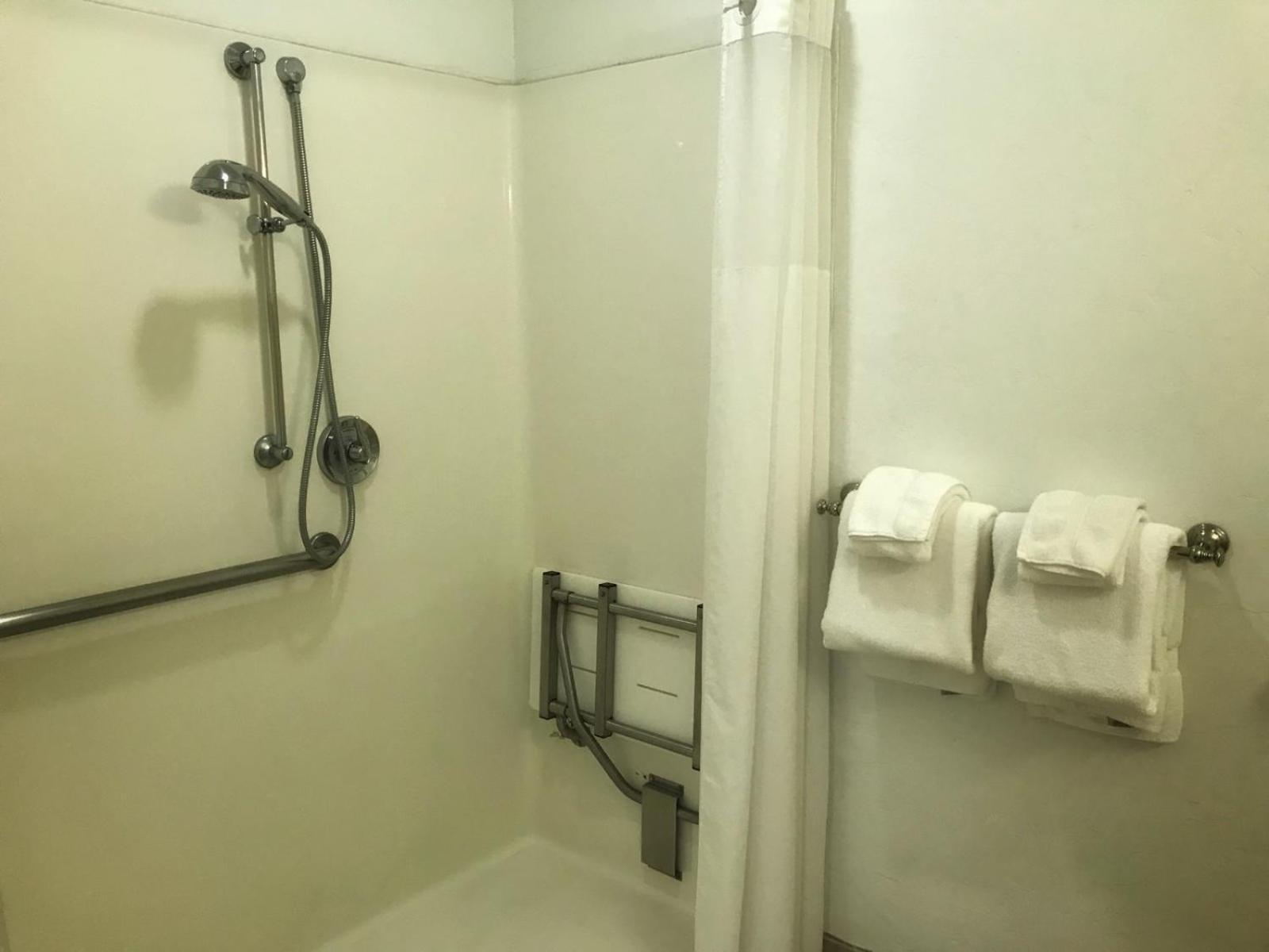 Hotel Pismo Beach Hotel 2*